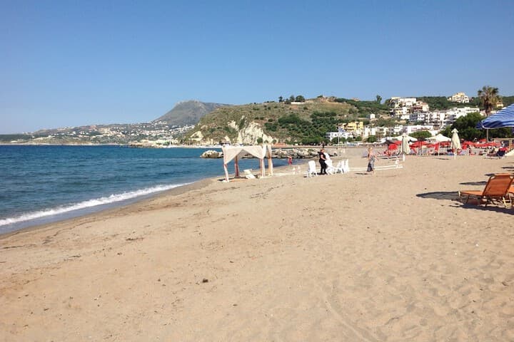 Asterias Studios Apartments photo 2