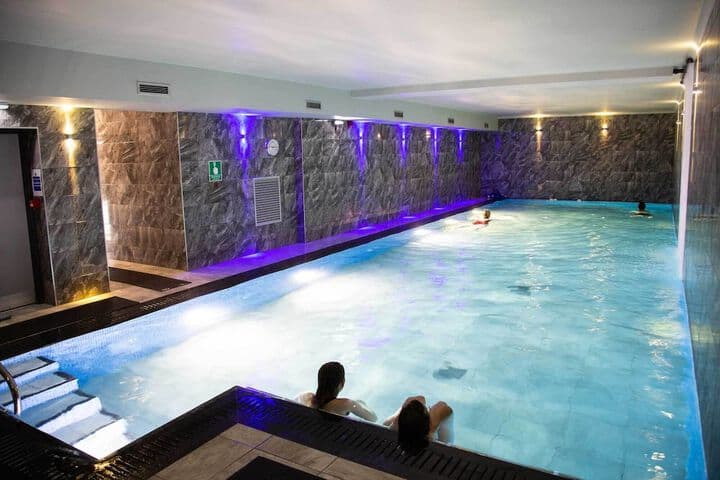 St Johns Lodge (incl off site health club) photo 4