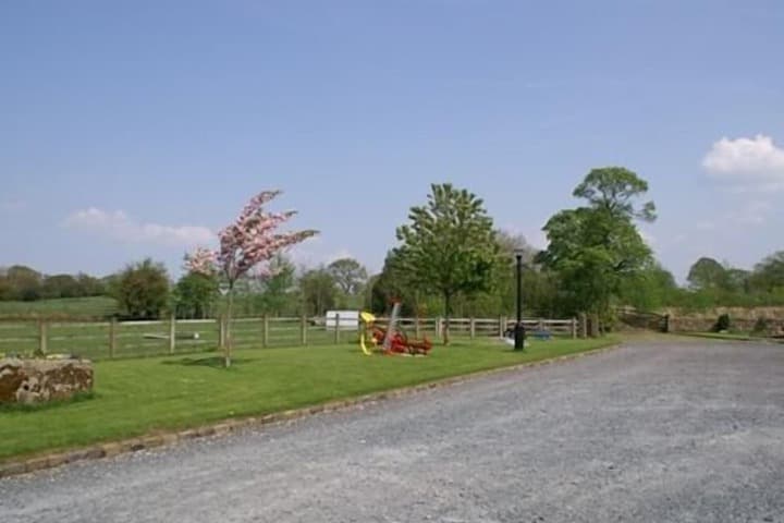 Middle Flass Lodge photo 4