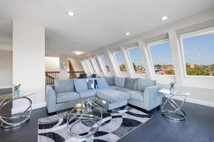 Georgetown Residences by LuxUrban photo 2