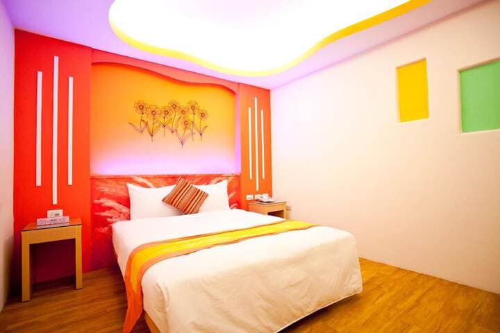 Millennium Inn photo 5