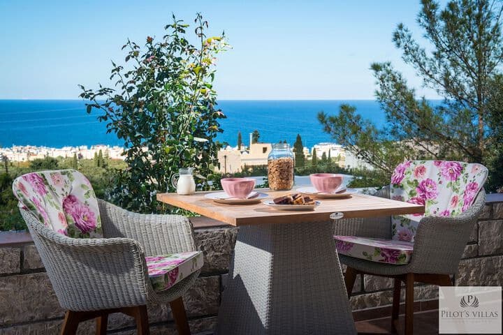 Pilots Villas Luxury Suites photo 3