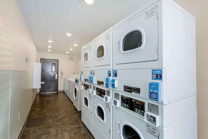 Extended Stay America Select Suites Phoenix Peoria Sun City photo 3