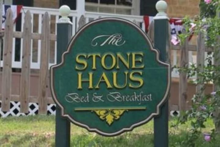 Stone Haus Bed & Breakfast photo 2