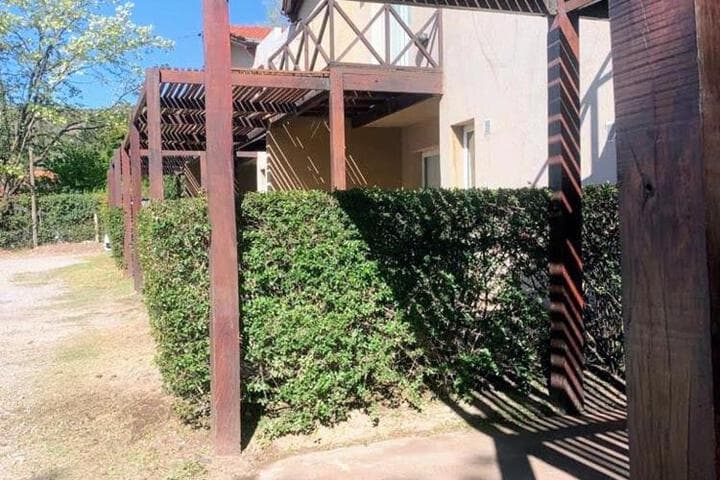 Departamento duplex photo 3