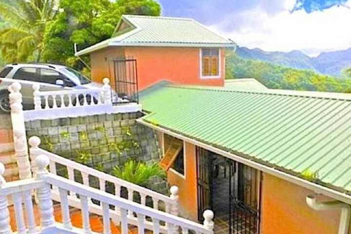 Piton Deck Villa photo 2