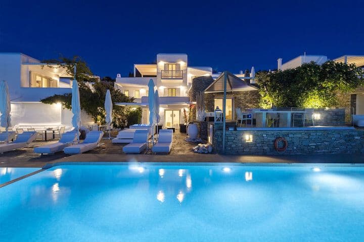 Glisidia destination view
