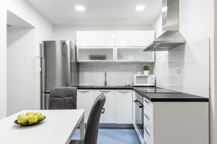 Charming Apartment photo 5