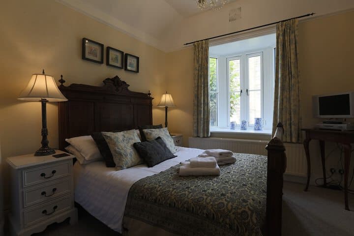 Gothic House photo 4