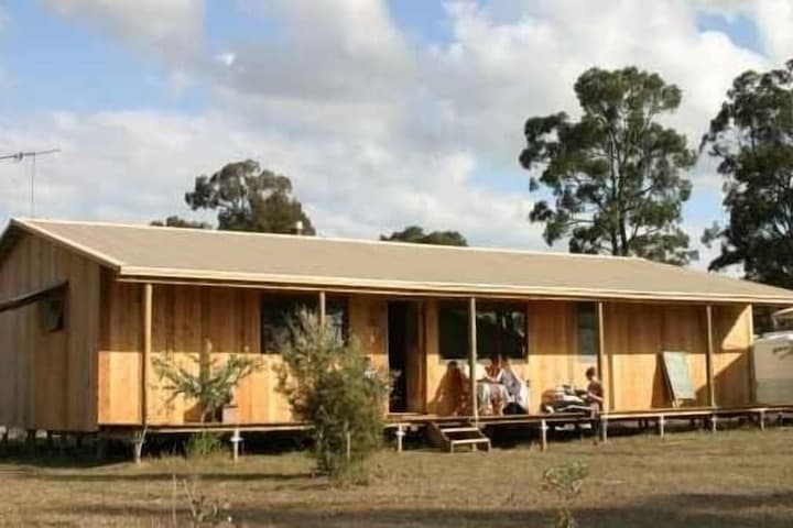 Lovedale Cottages photo 2