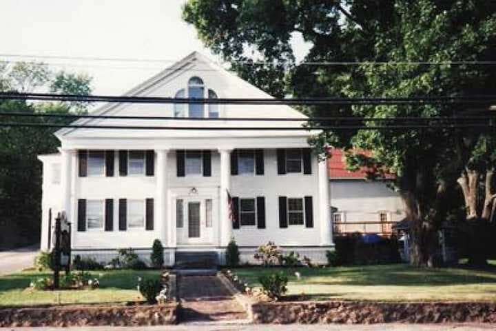 Sturbridge Country Inn photo 5