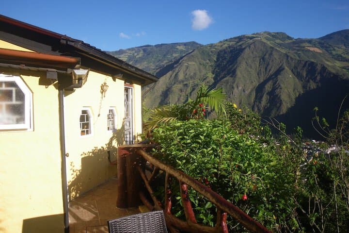 La Casa Amarilla photo 3
