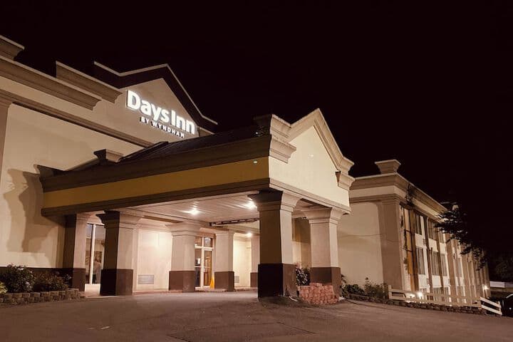 Days Inn by Wyndham Williamsport photo 2