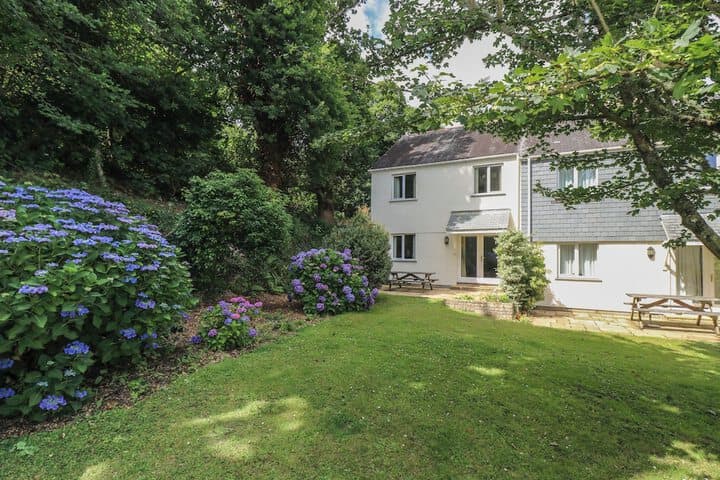 Bramble Cottage photo 1