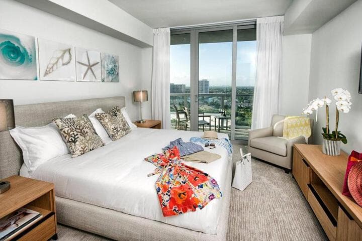 Stunning 1 Bedroom Bay Front Apt w Breathless View Miami 1909a photo 5