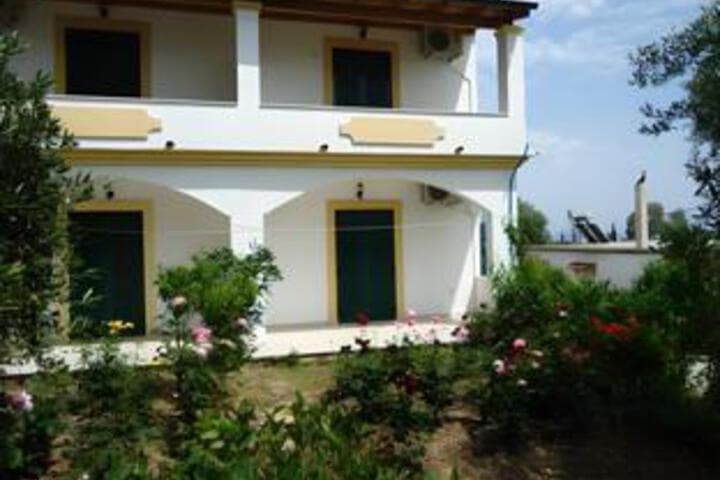 Crystal Blue Hotel Barbati photo 4