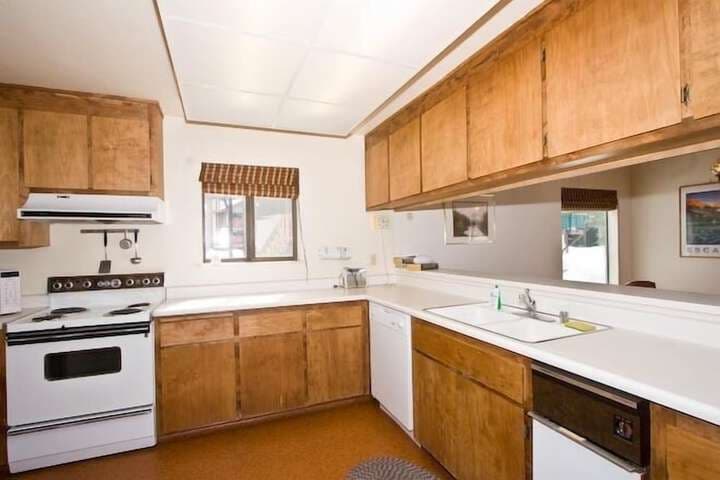 3397 Pinehill Road photo 3