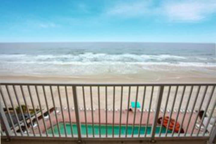 Harbour Beach Resort photo 5