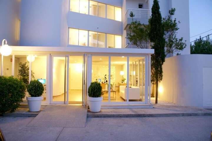 Bellamar Apartments photo 2