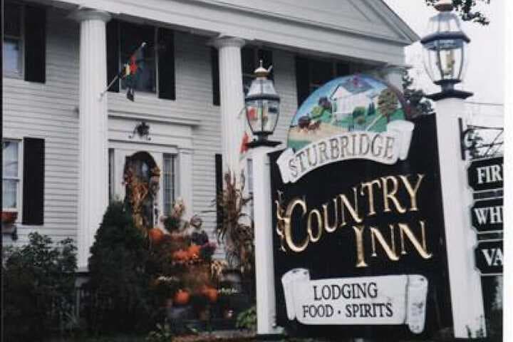 Sturbridge Country Inn photo 3