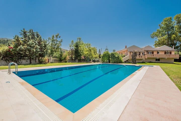 Leone Luxury Villas photo 4