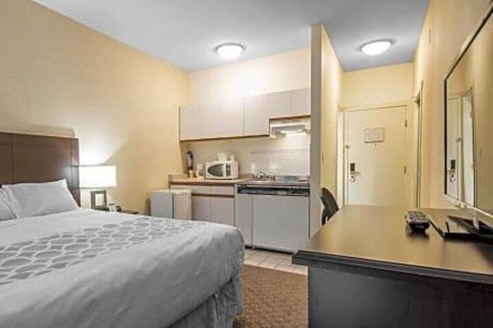 Econo Lodge photo 4