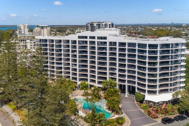 Ramada Resort by Wyndham Golden Beach photo 2