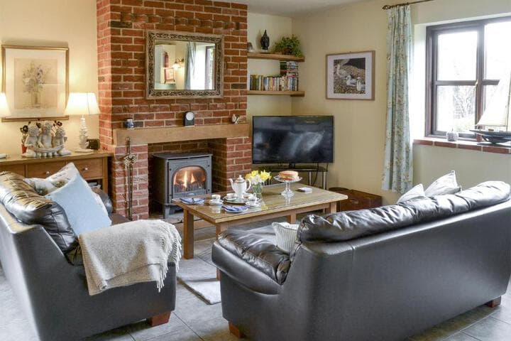 Riverside Cottage photo 5