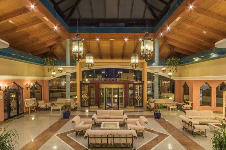 Hotel Esmeralda Maris by LIVVO photo 2