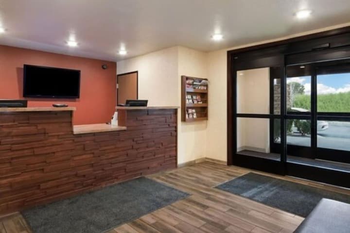 Midtown Suites Greenville photo 2