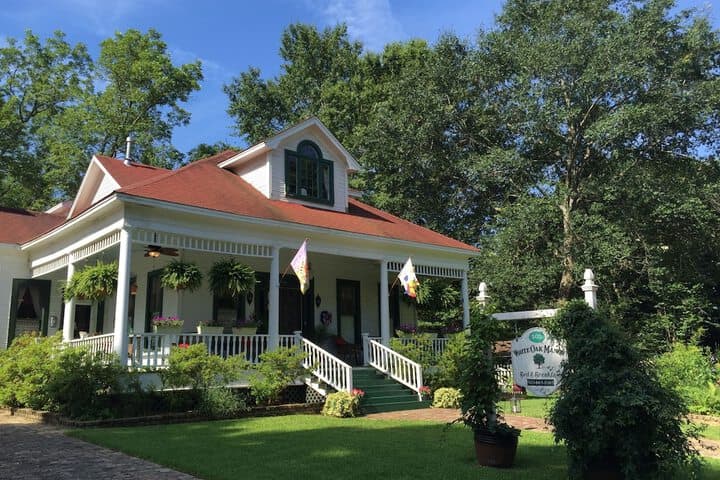 White Oak Manor Bed & Breakfast photo 5