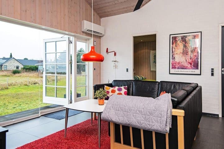 6 Person Holiday Home in Juelsminde photo 4