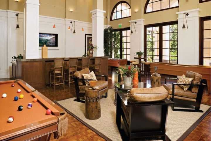 Global Luxury Suites at the Village photo 3