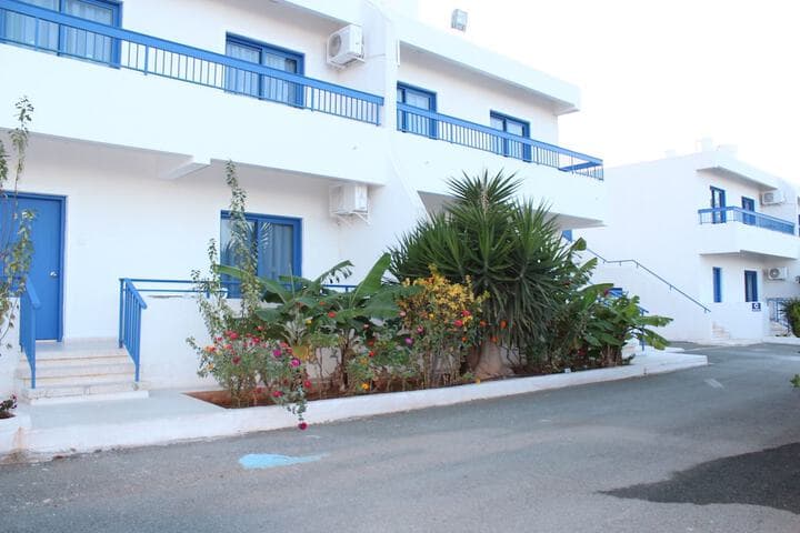 Flokkas Hotel Apartments photo 5