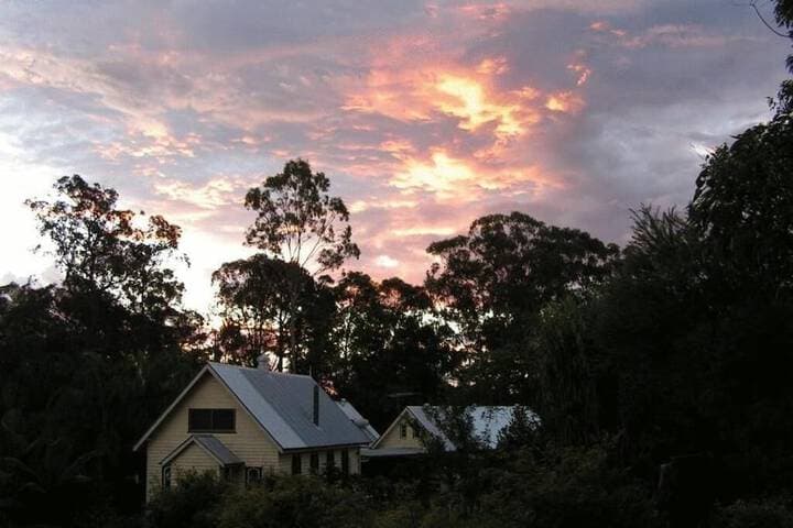 Glass House Mountains Ecolodge photo 4