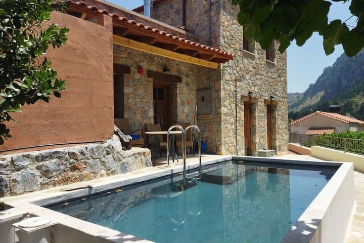Zourva destination view