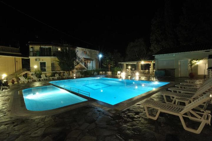 Elli Marina Studios&Apartments photo 5