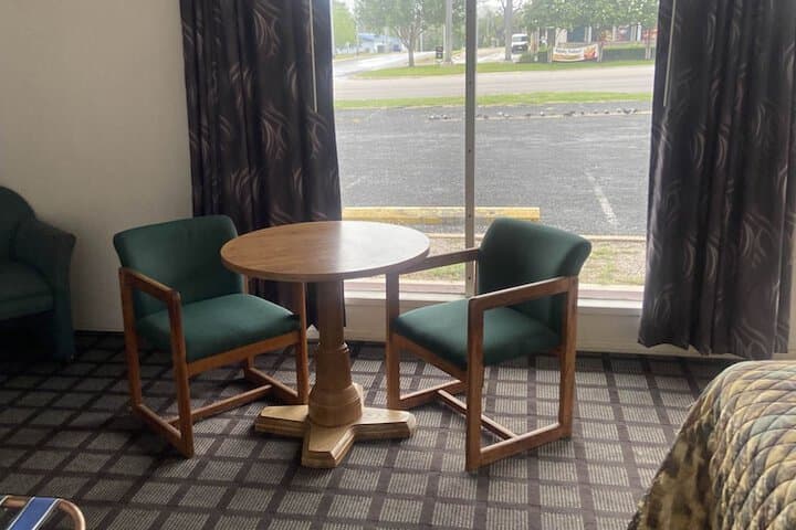 Sundown Inn photo 5