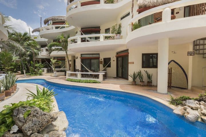 Playa Palms Beach Hotel photo 5