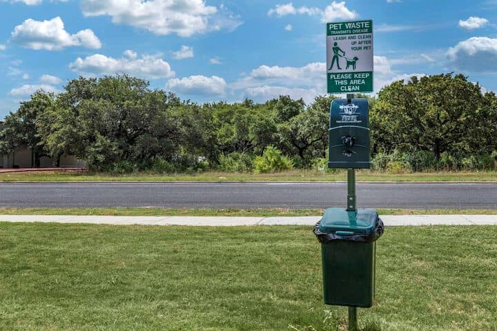 WoodSpring Suites Austin Georgetown photo 2