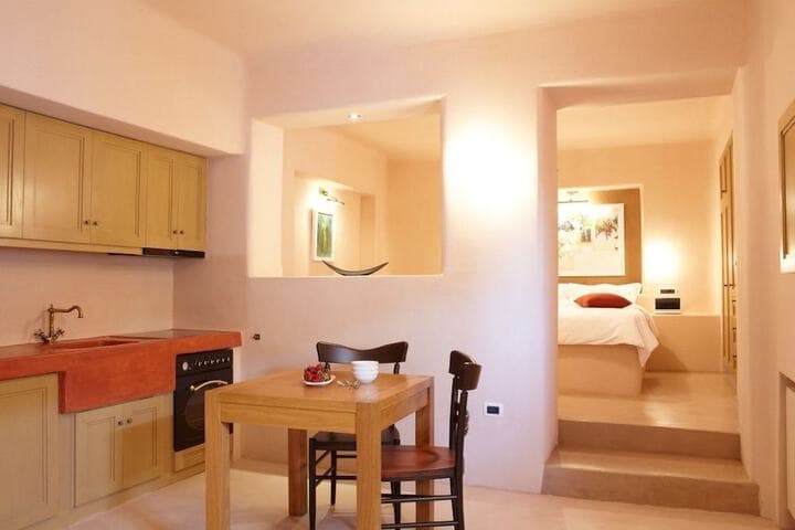 Voreina Gallery Suites photo 2