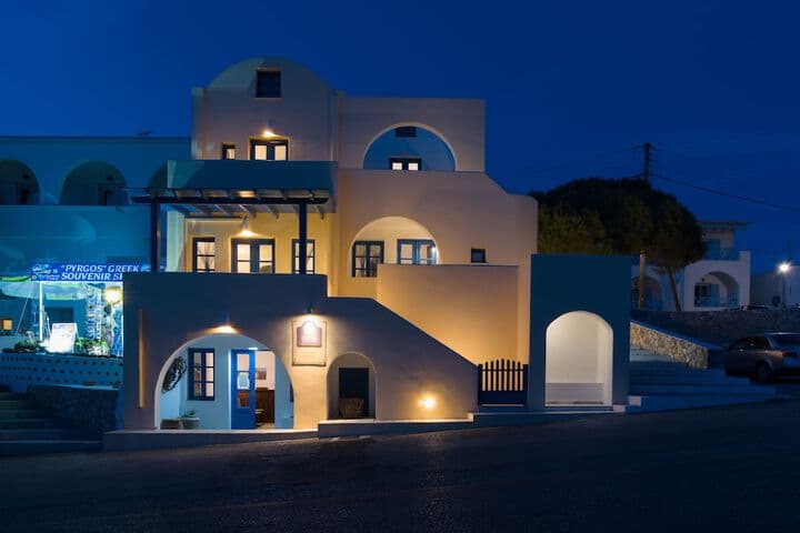Pyrgos destination view