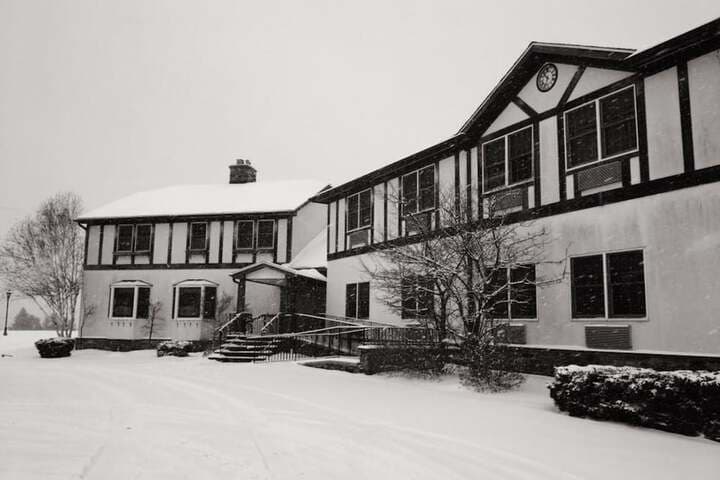 Camelot Restaurant & Inn photo 2