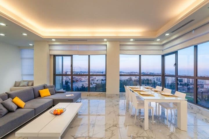 Yemin Moshe destination view
