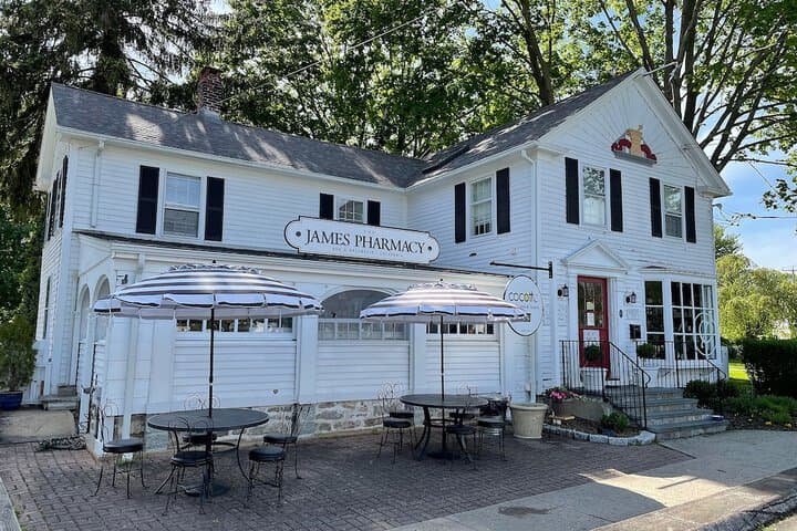 James Pharmacy Bed & Breakfast photo 4