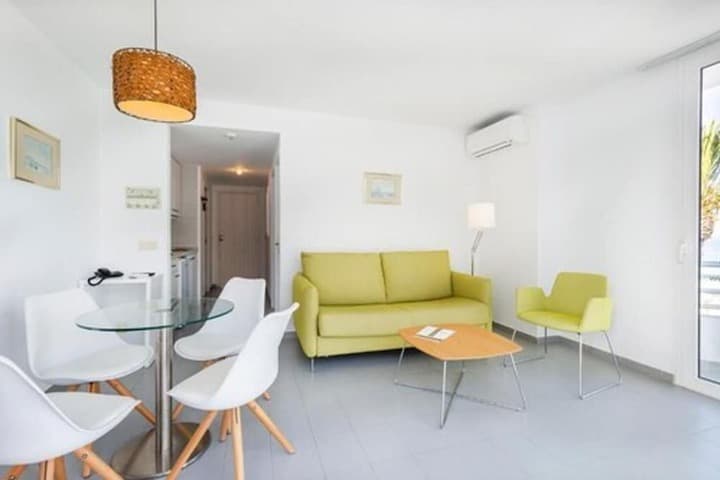Morito Beach Apartments photo 4