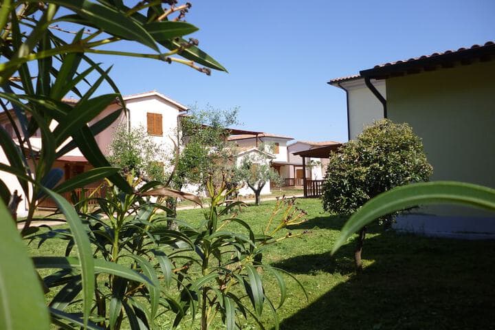 Baia Etrusca photo 2