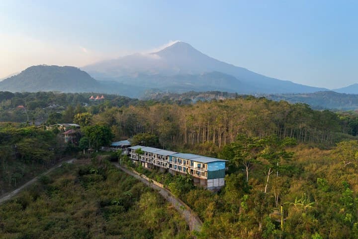 Royal Caravan Hotel Trawas photo 2