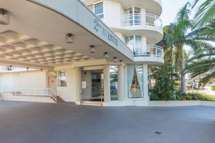 2nd Avenue Beachside Apartments photo 2
