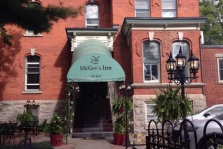 Auberge McGees Inn photo 2